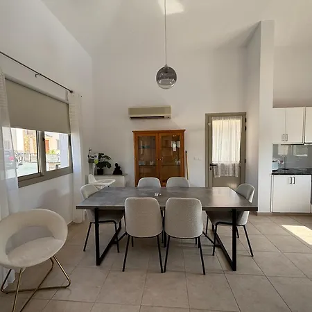 Imperial Sea-caves Private Pool Villa