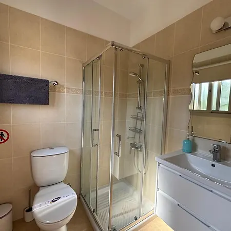 Imperial Sea Caves, Private Pool Вилла Пейя