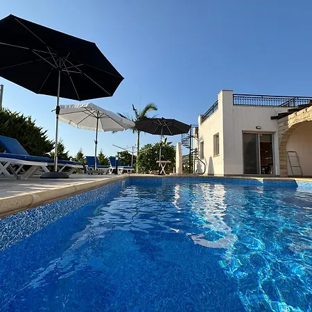 Imperial Sea-caves Private Pool *