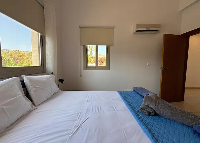 Imperial Sea-caves Private Pool Villa Pegeia