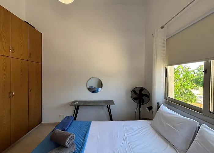 Imperial Sea-caves Private Pool Villa *